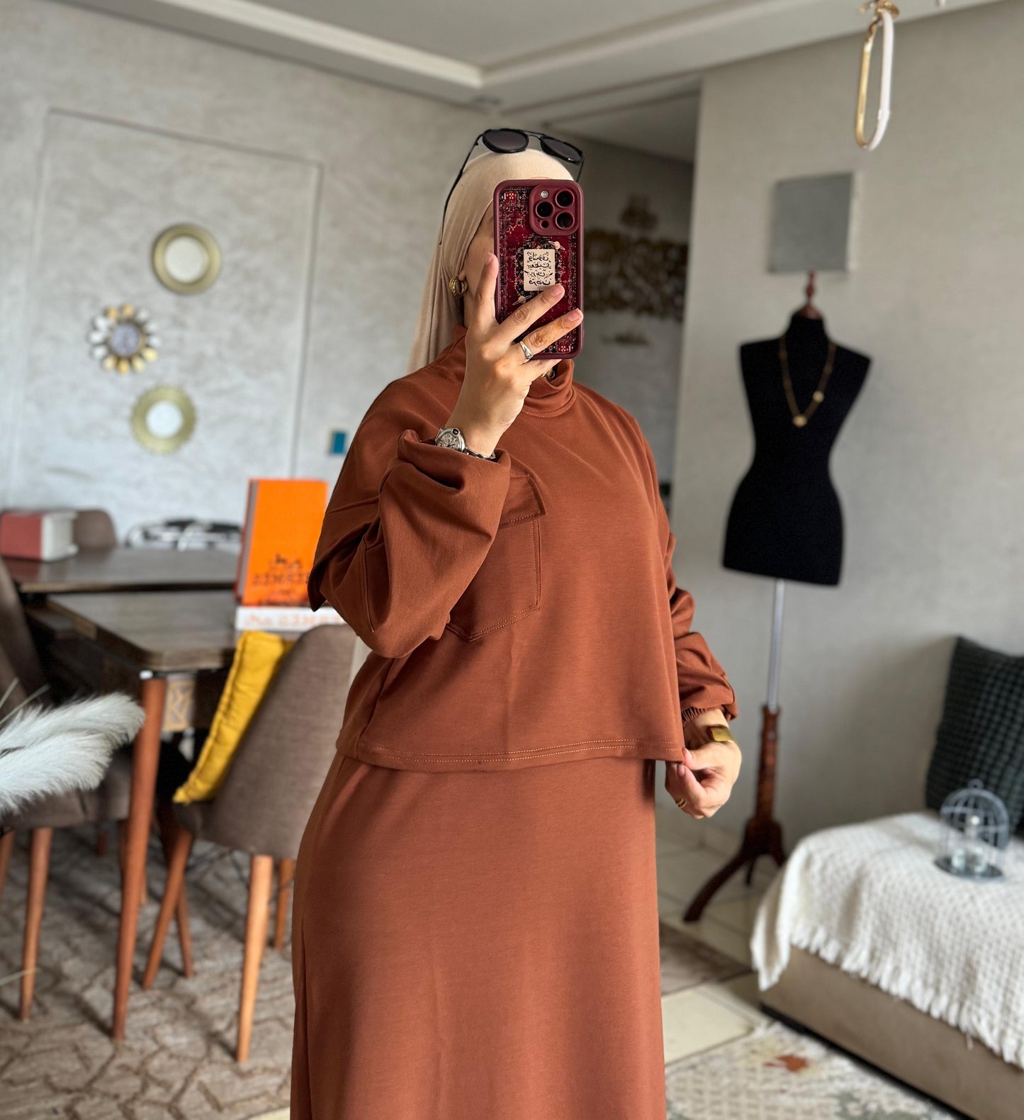 طقم نسائي عصري (قطعتين) - أناقة وراحة لكل يوم