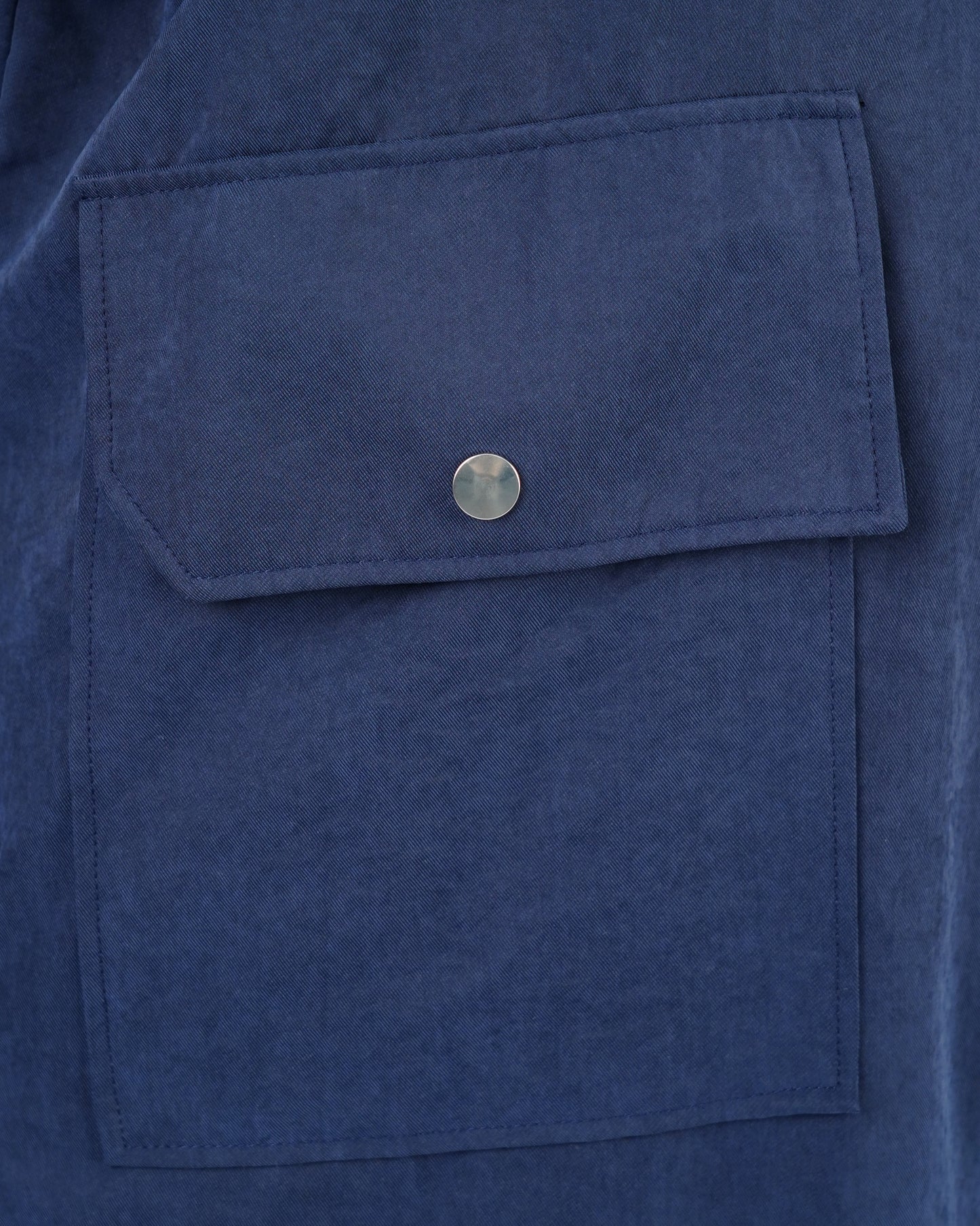 جاكيت "كوبرا" النسائي - أناقة عصرية بلمسة محتشمة